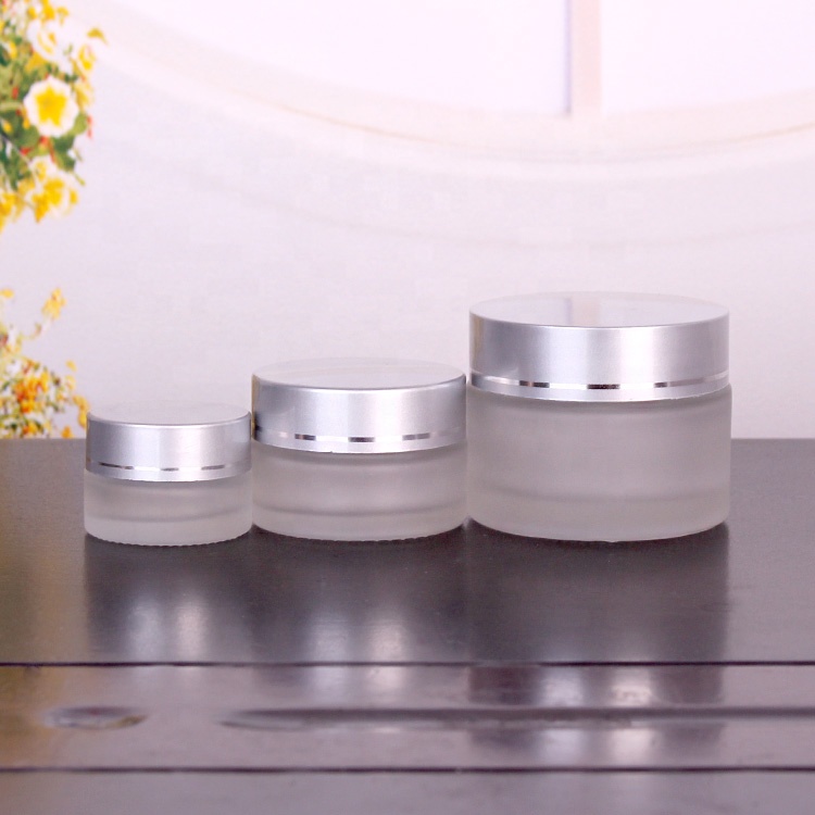 wholesale skincare packaging round frosted 50ml glass cream cosmetic jar with sliver plastic lid