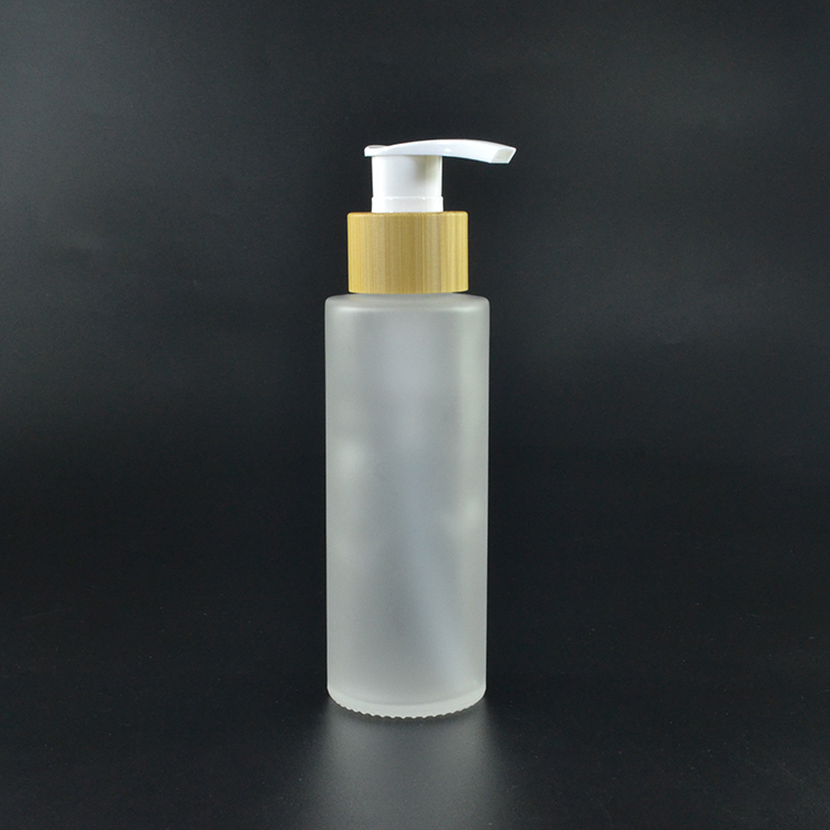 wholesales perfume essential oil 30ml 50ml 100ml 120ml 150ml frosted glass cosmetic bottle with bamboo spray or pump cap